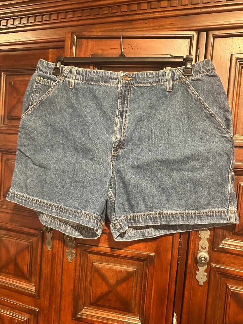 Levis Plus size 20 Denim Jean Cargo Hammer Loop Shorts 100% Cotton Blue Jeans